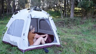 CAMPING GIRL  - Cooking a delicious recipe in the middle of nature