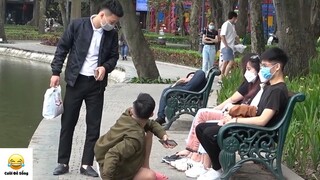 (P6) Ra Phố Giả Bộ Ngố Và Cái Kết #Prank