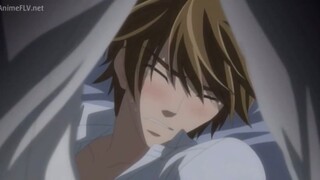 Junjou Romantica - Miyagi intenta hacerle el amor a Shinobu.