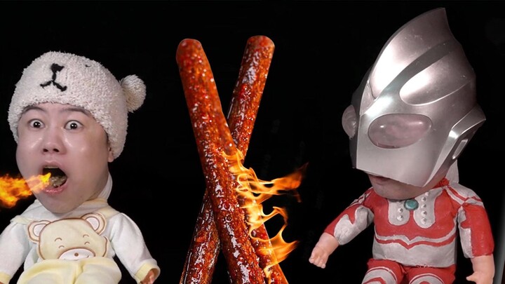 Crazy Bull Baby VS Ultraman Baby Eating BLEACH Spicy Noodles, Who Can Eat Spicy Food the Best?