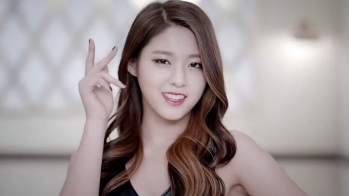 Korean girl group AOA Kim Seol Hyun Jk uniform live hot dance hip temptation fan shoot straight shot