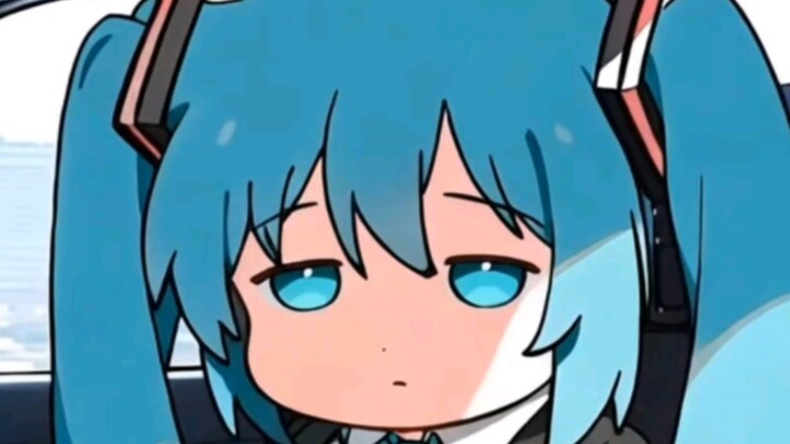 Hatsune akhirnya mendapatkan taksi, tapi supirnya pergi makan dulu