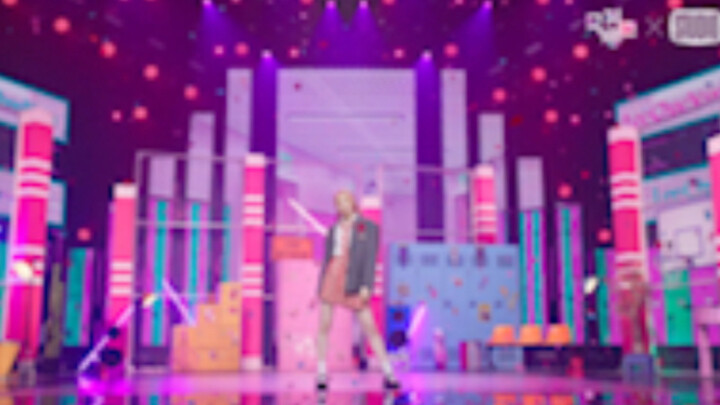 Lee Chae-yeon knocks on the Yinyin stage