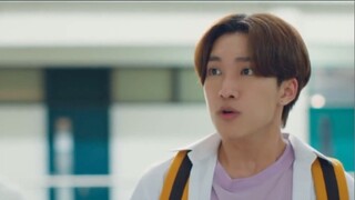 Bagaimana mungkin suara seseorang naik satu oktaf saat dia berbohong? Dia sangat imut.