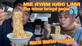 Mie ayam gerobak lebih enak ! Apalagi campur tetesan keringet yang jual🔥- Asinya jadi lebih gurih