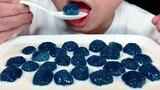 การกินลูกชิ้น Bobo สีฟ้าสุดแฟนตาซี ฟังการเคี้ยวที่แตกต่าง!