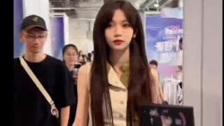 GNZ48 张润 路人视角 美翻了 就是粉饼掉了
