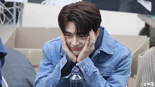 (Stray Kids) (Hyunjin Fansign)