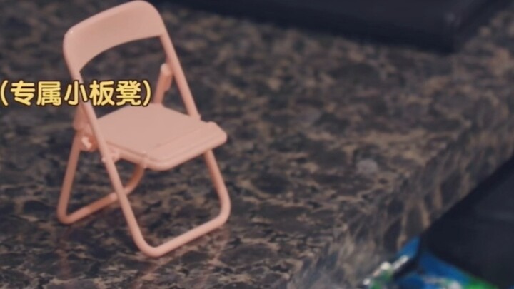 [WayV] Apakah ini pertama kalinya saya tahu Haidilao memiliki kursi khusus untuk kartu kecil? .... !