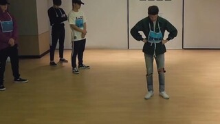 Birds of a feather flock together! BTOB dances to GIDLE's new song Queencard in the practice room!!!