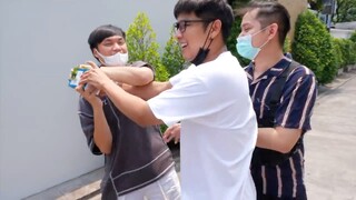 แอบซ่อนมือถือ หาเจอก็เอาไปเลย