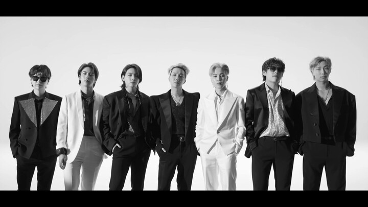 Video Musik Resmi | BTS - Butterfly