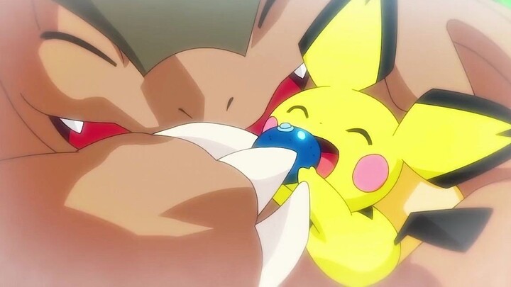 Fakta membuktikan bahwa Pikachu benar-benar tumbuh besar dengan memakan makanan lucu~