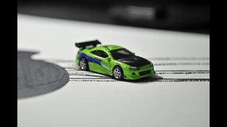 When Hot Wheels meets stop-motion animation Title: Crash