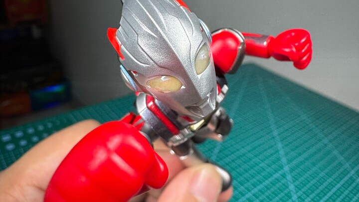 Use Bruco + Blu-Tack to create Ultraman's tension!