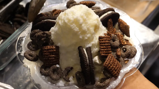 4500 วอน Oreo Bingsu - Hongdae / Oreo Bingsu sherbet - อาหารเกาหลีข้างทาง