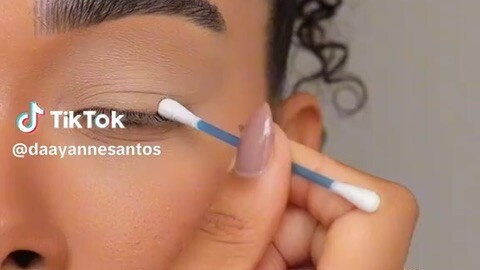 Eye shadow