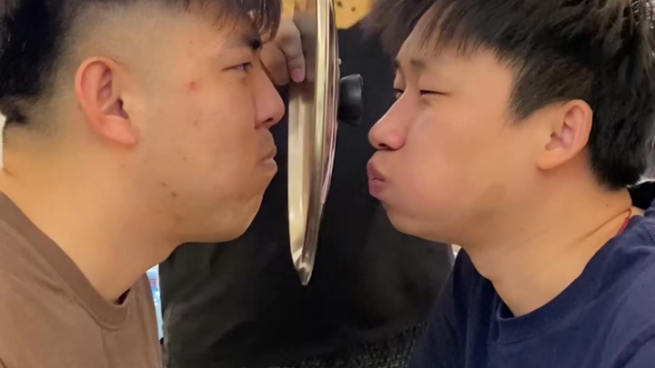寝室的奇葩小游戏，你们确定是人类玩的吗？