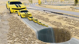 Giant & Small Bumblebee vs Giant Pit | BeamNG.Drive