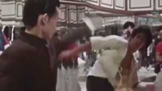 Một là kỹ năng vật lý, một là kỹ năng ma thuật. Lý Tiểu Long mạnh đến mức nào?