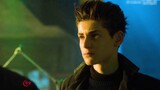 Gotham Season 5 15: Teenage Batman and Gordon save Gotham from being bombed by the government
