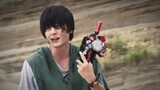 What did Kamen Rider do to you? Why do you think he is unsophisticated?