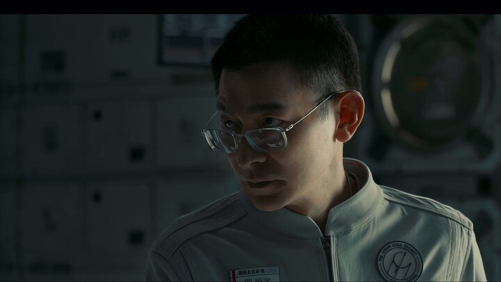 [Mashup epik The Wandering Earth 2·4K] Host UP yang baru bekerja keras selama 12 jam!