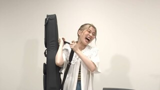 [ENG SUB] Goto Hitori VA Aoyama Yoshino goes guitar bag shopping