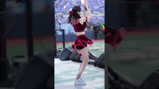 넘사벽 각선미ㄷㄷ 김해리 치어리더 직캠 Kim HaeRi Cheerleader 240509 |4K