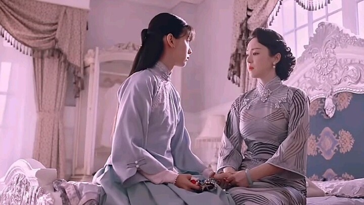 เมื่อป้าของเธอพบว่าเขาชอบหางจิง เธอก็พยายามอย่างดีที่สุดเพื่อทำให้เขามาอยู่ด้วยกัน