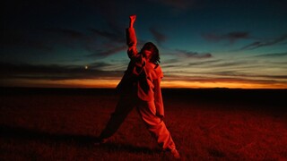 「燃烧 Vol.03」在日落下/烟花下/星空银河下，起舞