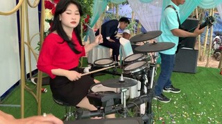 100% Drum NiNi Với Ca Khúc Thật Pop Rock Sung Sung