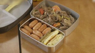 Di Korea, kamu super kaya kalau bisa makan sosis, apalagi daging sapi.