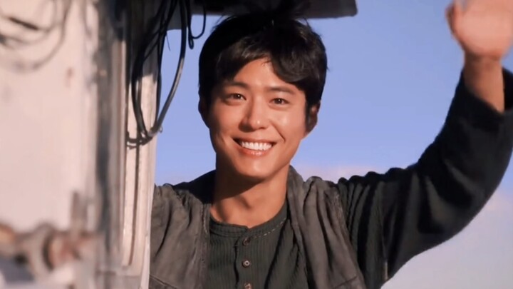 Saya terutama menyukai dua adegan. Park Bo Gum sangat pandai berakting.