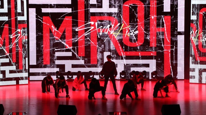 Universitas Teknologi Tiongkok Utara Asosiasi Tari Selandia Baru—MIROH (StrayKids) meng-cover dance