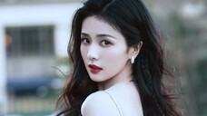 Bai Lu và Yu Yang nhéo nhau khi gặp nhau