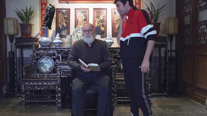 We found a foreign old man who can recite the Tao Te Ching!