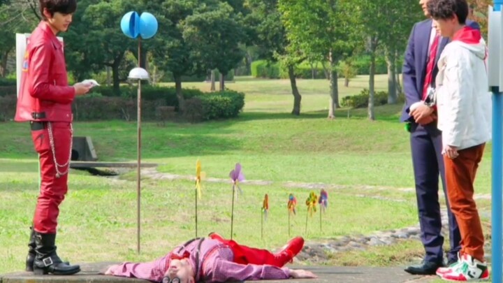 [Kamen Rider] Tay đua kỳ cựu Shinnosuke gặp gỡ đàn anh A-ge! Hai tài xế đã hợp tác để tiêu diệt quái