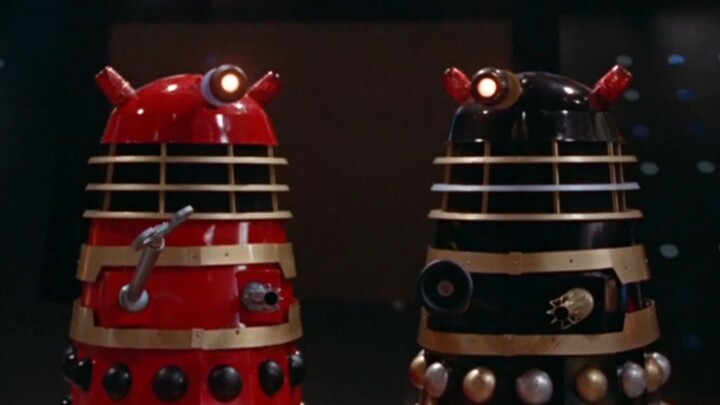 Dalek action in: 'Dr Who and the Daleks' (1965)