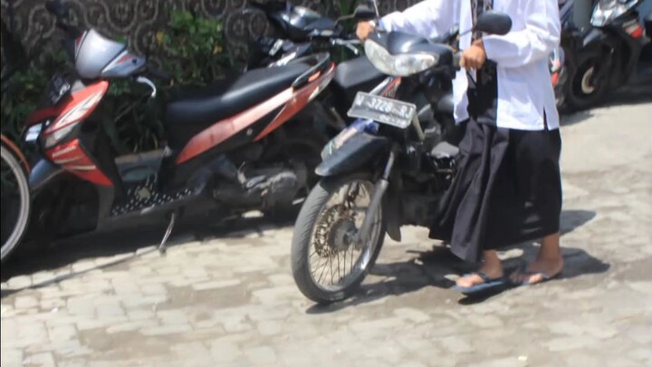 bagi like nya bang, kasihan bang dari tadi ngga ada yg like bang :(