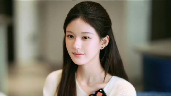 It is revealed that Zhao Lusi will leave Galaxy Cool Entertainment. Netizens commented: The goal of 