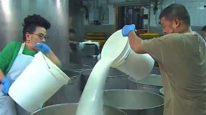 This seemingly simple tofu has a very sophisticated production process.