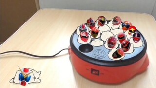 你这队长有问题啊你怎么不是红色的