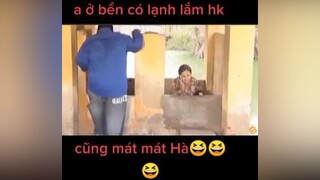 đừng bao h nghe điện thoại khi đi nhà xí nhé 😂😂😂giaitri hai vuinhon cuoibebung xuhuong