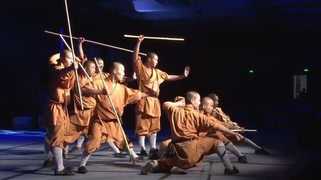 Shaolin_Warriors_Group_Staff