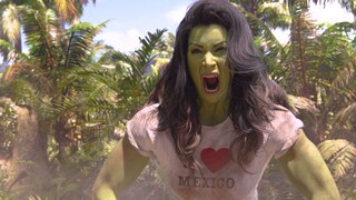 "She-Hulk's setting completely crushes Hulk!"