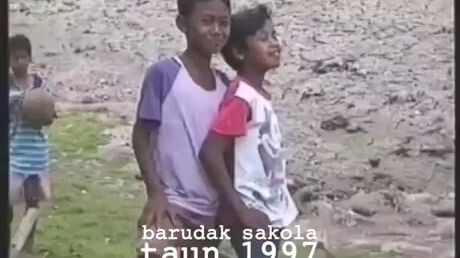 Suasana Sekolah tahun 1997 indonesia