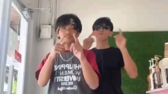 kikay na kikay ah HAHAHA