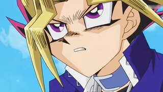 Yu-Gi-Oh!: Yami Yugi สืบทอด Blue Eyes Ultimate Dragon และสังหารราชาแวมไพร์ Naia ด้วยเลือดไหม