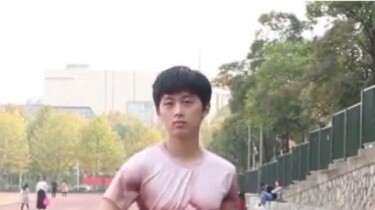 Nanjing Normal University version of the shoulder dance